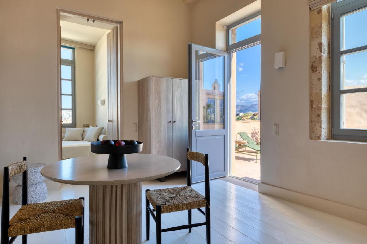Azade Chania Otel Hanya