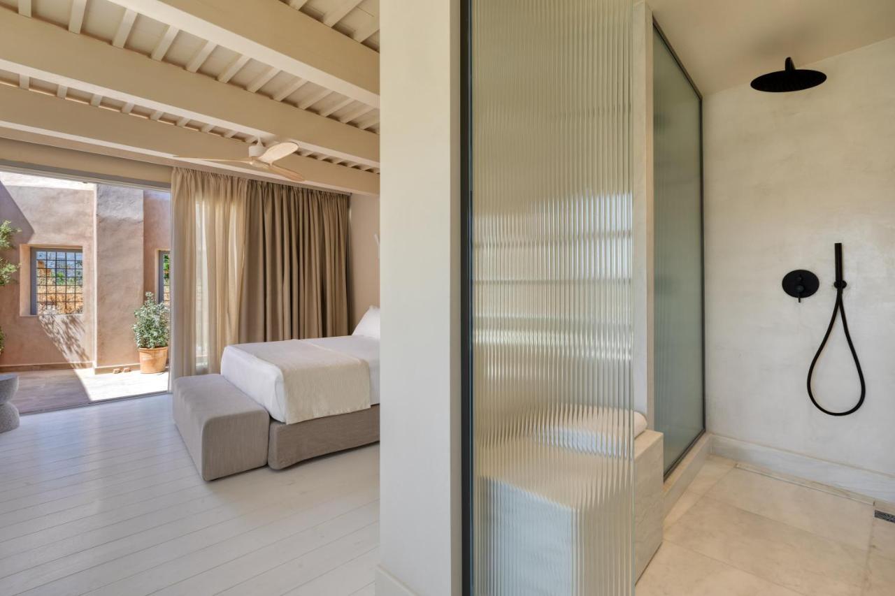Azade Chania Otel *