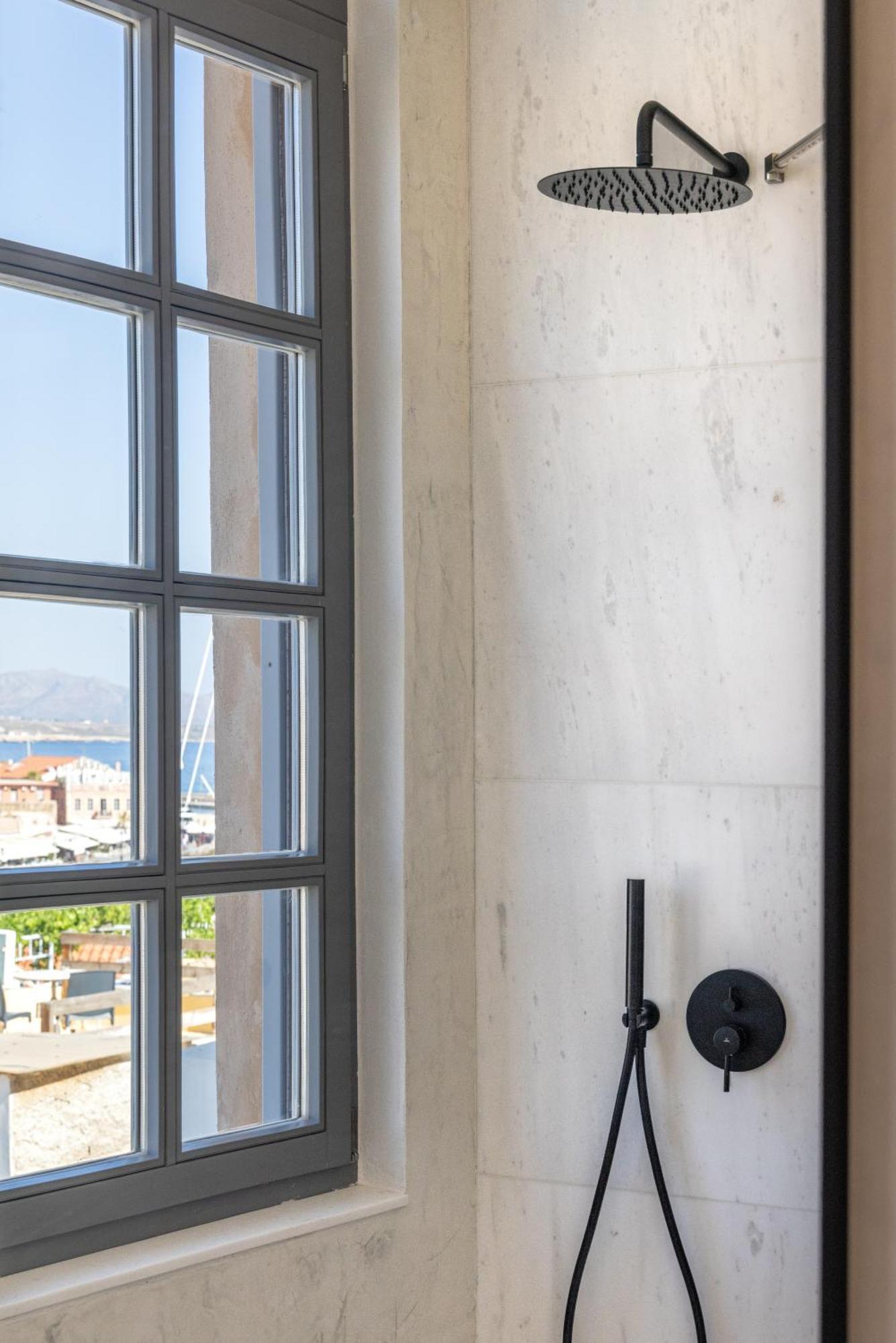 Otel Azade Chania *